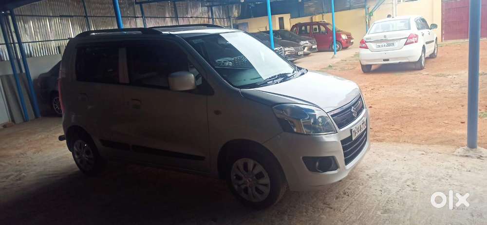 Maruti Suzuki Wagon R Vxi 1.0, 2017, Petrol