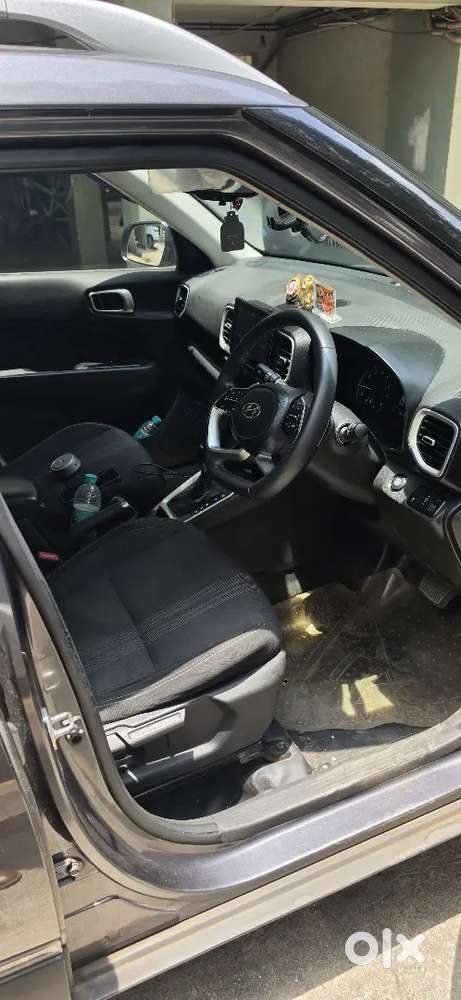 Hyundai Venue December 2021 Petrol Well Maintained