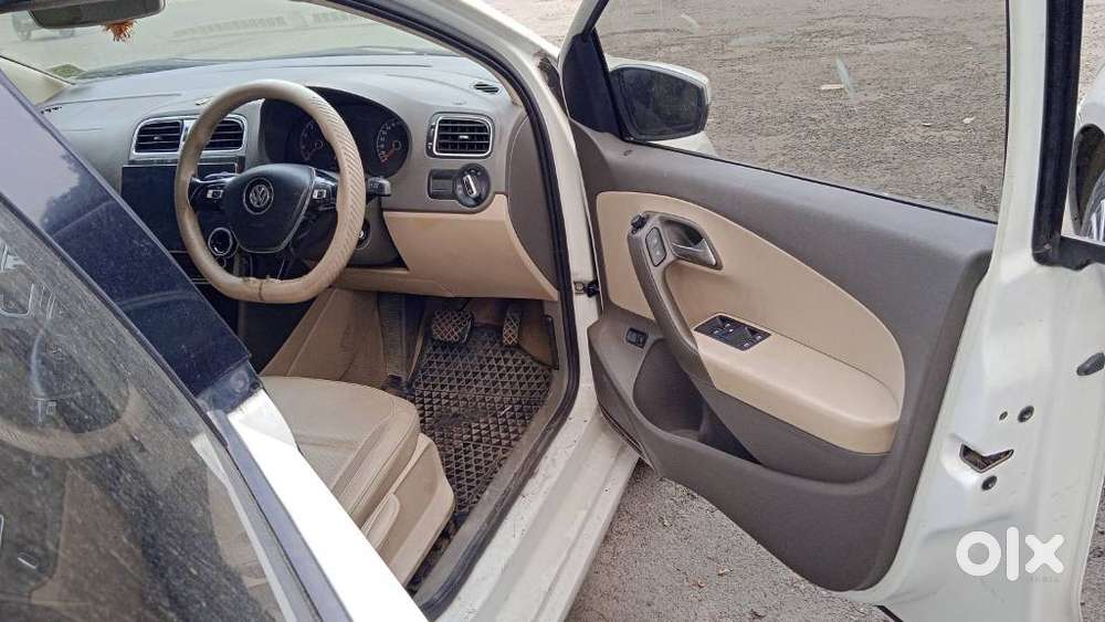 Volkswagen Vento 1.2 Tsi Highline Plus At, 2018, Petrol