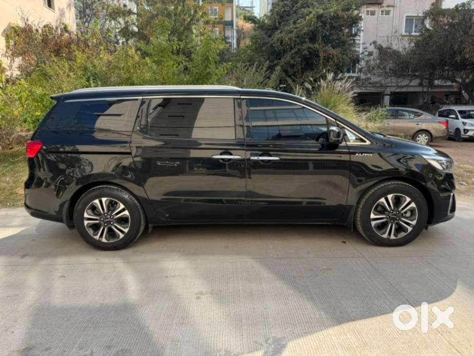 Kia Carnival Limousine Plus 7 Str, 2022, Diesel