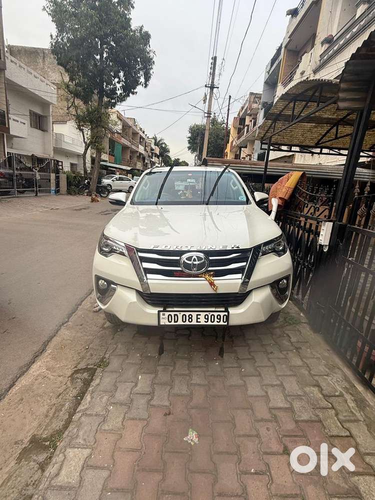 Toyota Fortuner 2016
