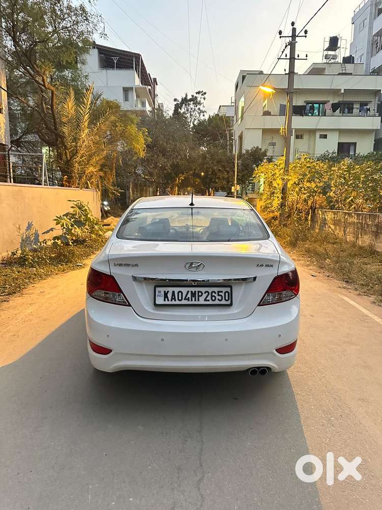 Hyundai Verna Vtvt 1.6 Sx, 2014, Petrol