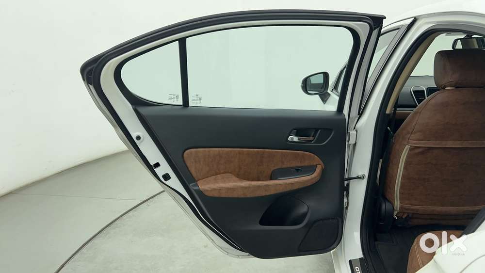 Honda City Vx Petrol Mt, 2022, Petrol