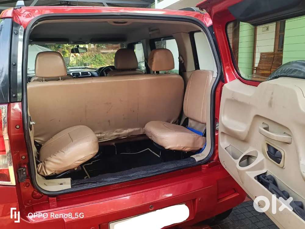 Mahindra Tuv300 T8 Autoshift Diesel 2015 | 7 Seater
