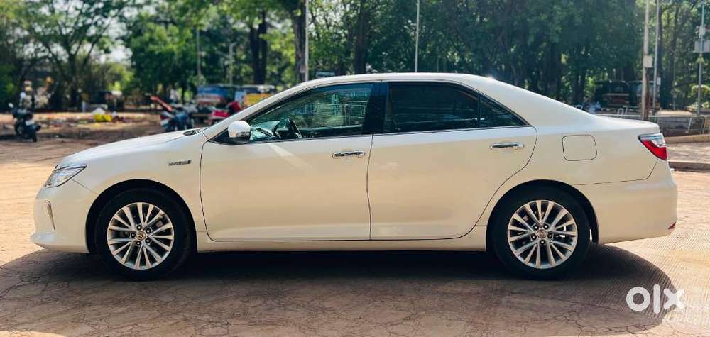 Toyota Camry 2002-2011 W1 (mt), 2015, Cng & Hybrids