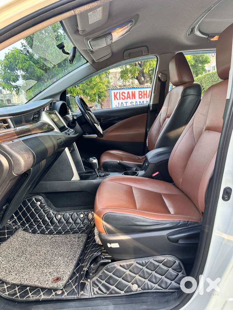 Toyota Innova Crysta 2.8z Automatic, 2017, Diesel