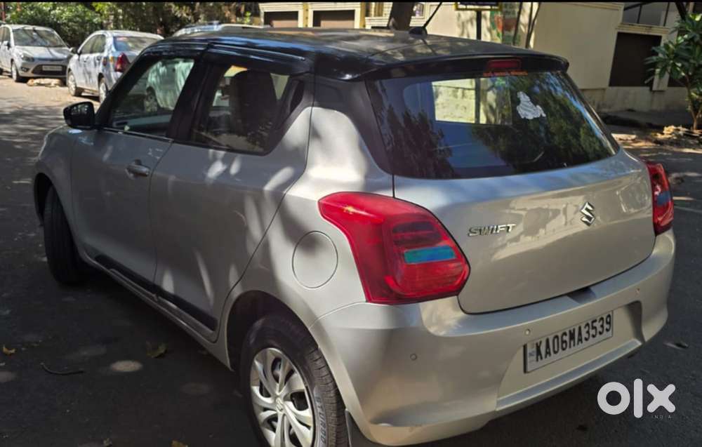 Maruti Suzuki Swift Vxi + Manual, 2022, Petrol