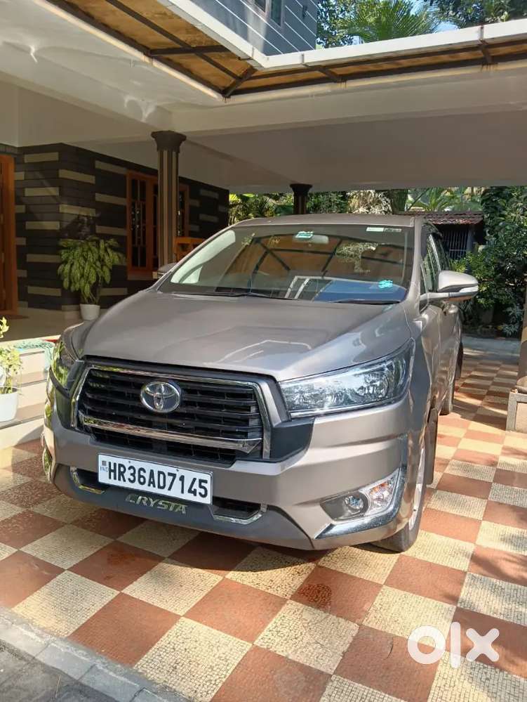 Toyota Innova Crysta 2018 Diesel 150000 Km Driven