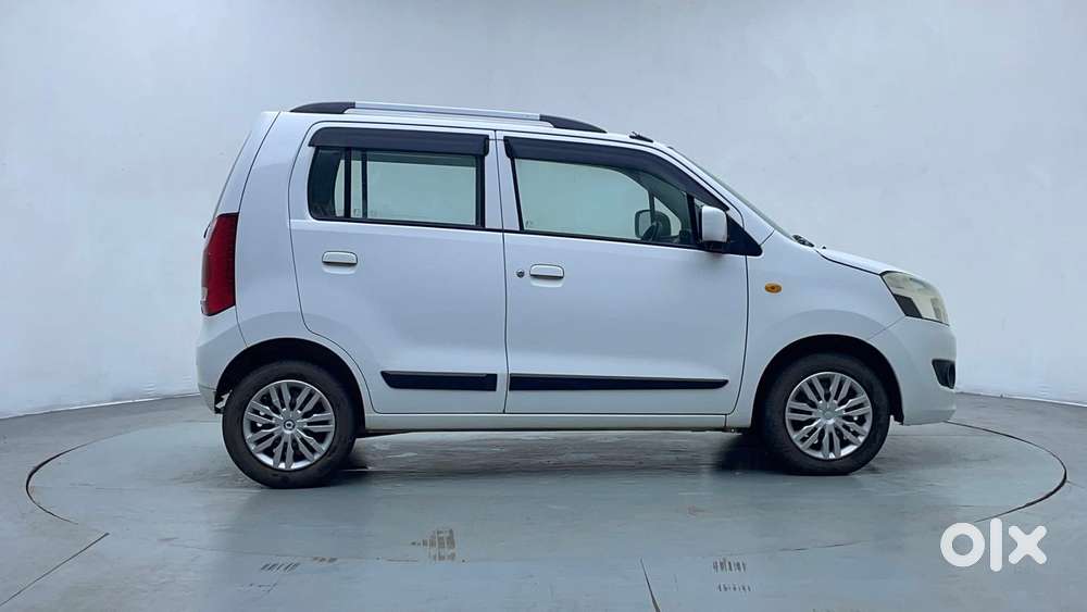 Maruti Suzuki Wagon R 1.0 Vxi (o) Amt, 2018, Petrol