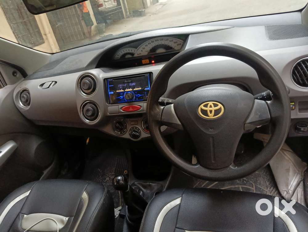 Toyota Etios Vx Xclusive, 2011, Petrol