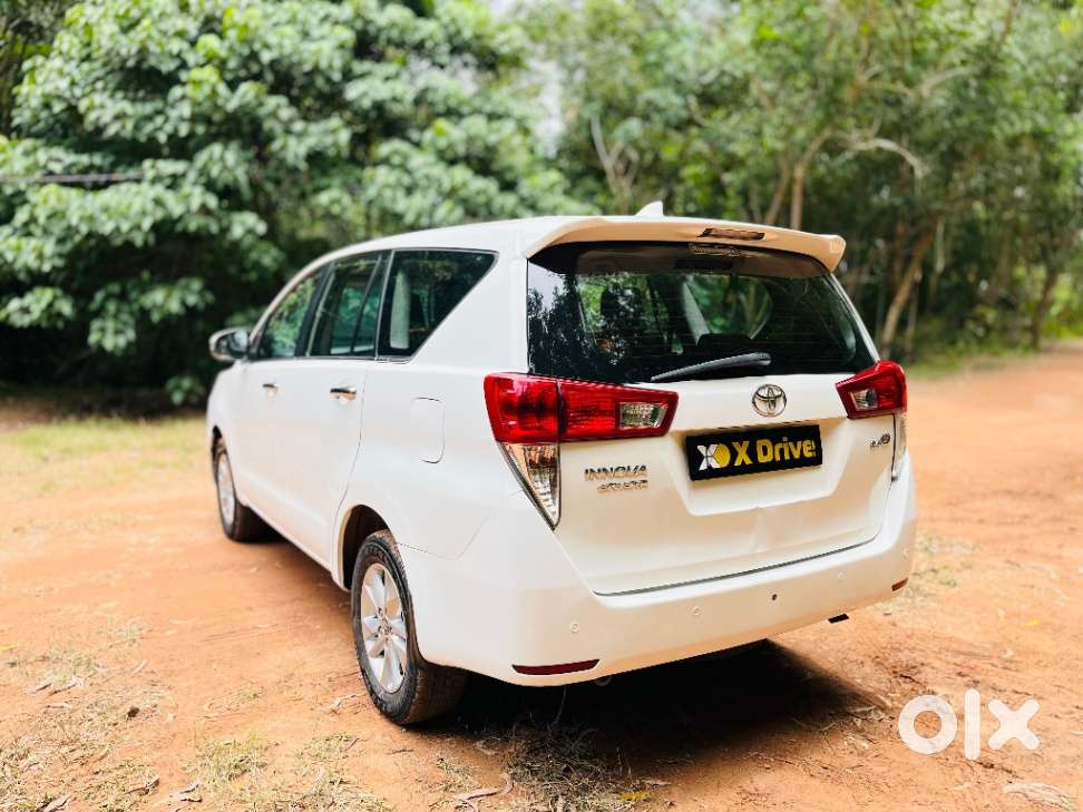 Toyota Innova Crysta 2.4 Gx Mt 8s, 2018, Diesel