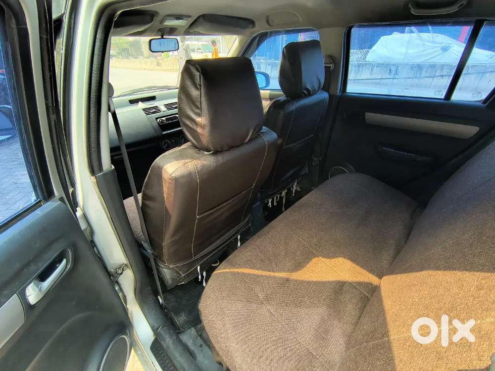 Maruti Suzuki Swift 2006 Petrol Well Maintained