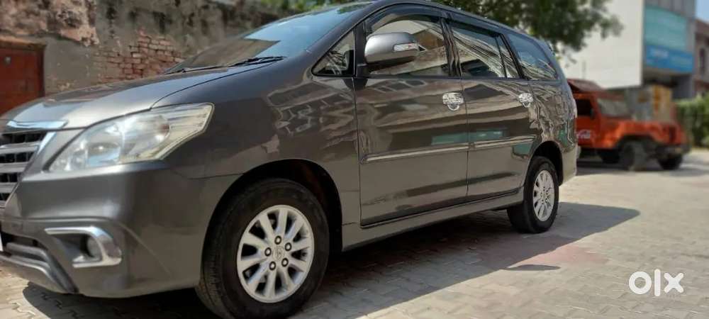 Toyota Innova 2013 Diesel Well Maintained