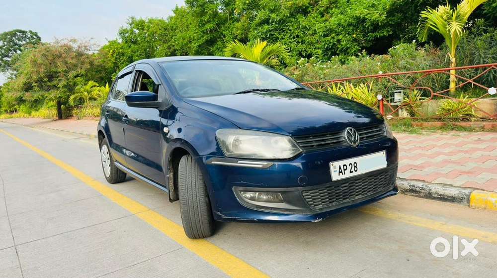 Volkswagen Polo Petrol Manual 2014