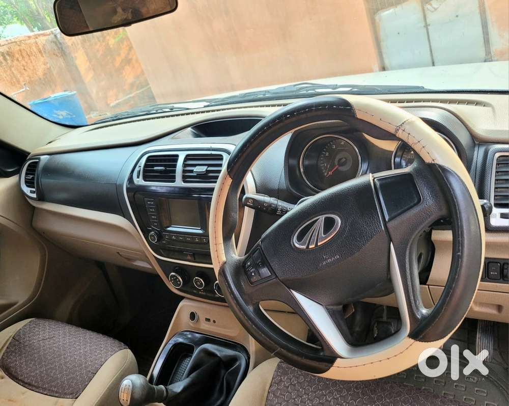 Mahindra Tuv 300 Mhawk100 T8, 2016, Diesel