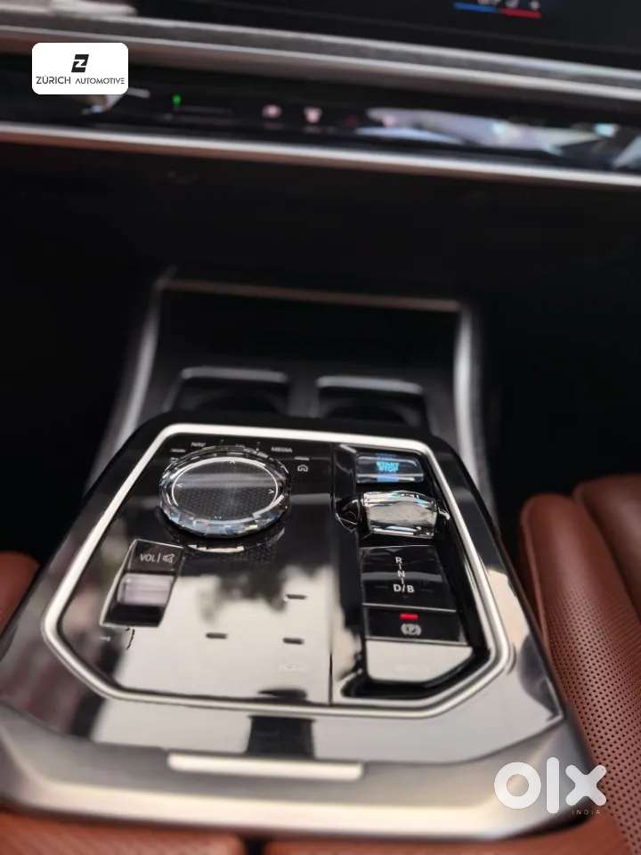Bmw I7 Xdrive60, 2024, Electric