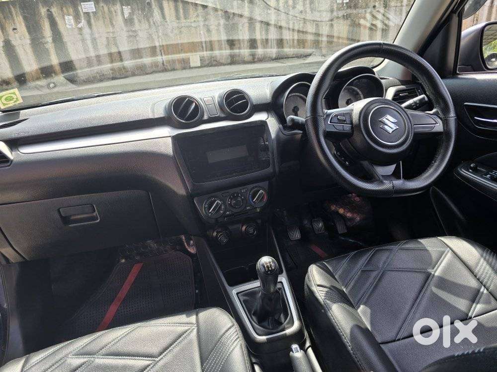 Maruti Suzuki Swift Vxi Optional, 2022, Petrol