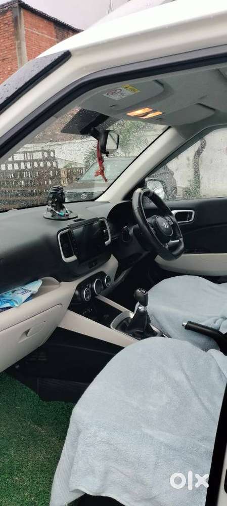 Hyundai Venue Sx 1.2 Mt Knight Edition, 2023, Petrol