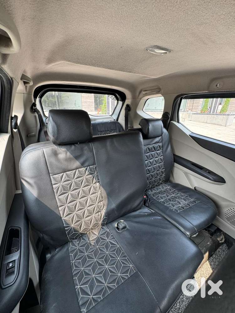 Renault Triber Rxt, 2022, Petrol