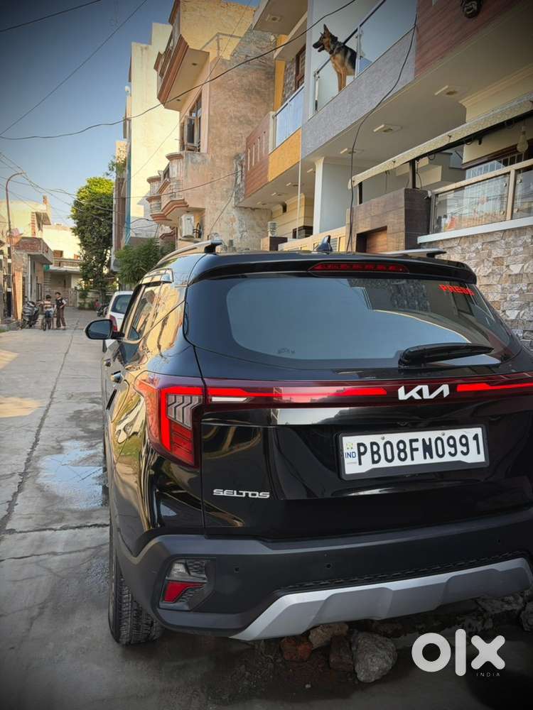 Kia Seltos 1.5 Htk Plus Petrol Mt 2024 | Black Colour |