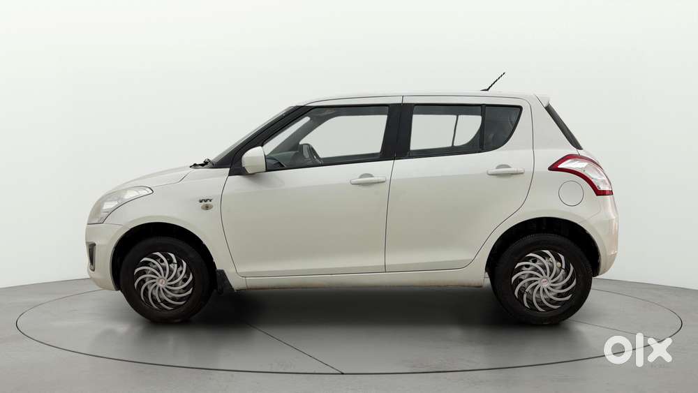 Maruti Suzuki Swift 1.2 Lxi (o), 2017, Petrol