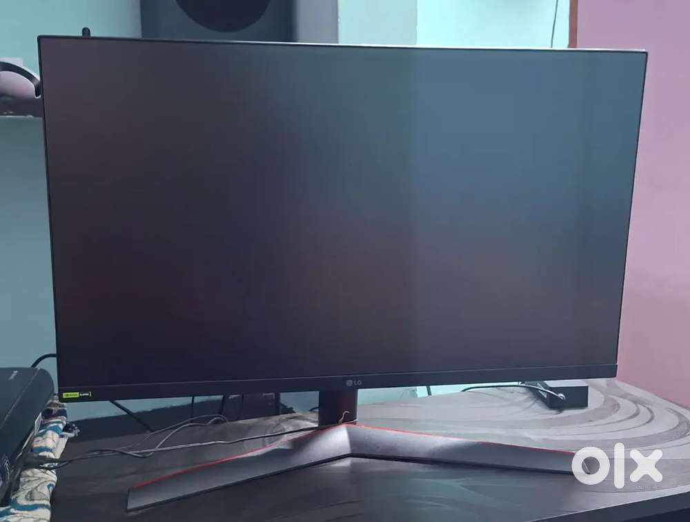 Lg ultragear gaming   ips 27inc monitor   1440p  144hz