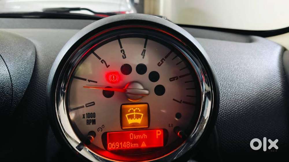 Mini Cooper Countryman- Luxury Meets Fun