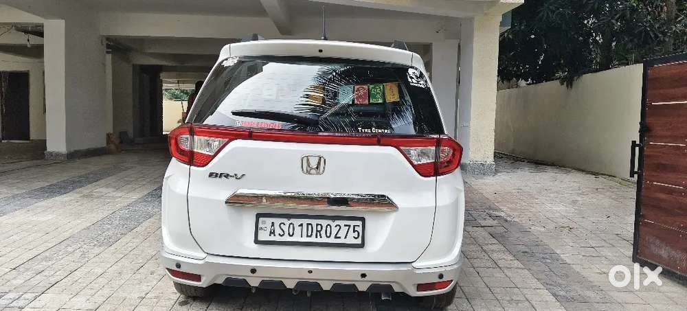1st Owner Honda Br-v 2018 Petrol In Mint Condition