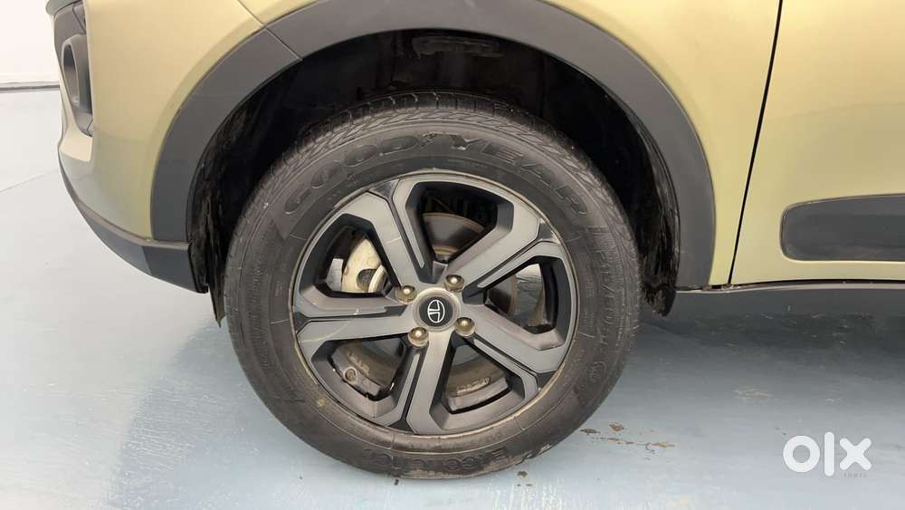 Tata Nexon 1.2 Revotron Xz Plus Kaziranga, 2022, Petrol