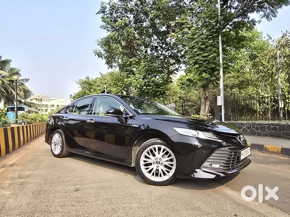 Toyota Camry Hybrid, 2019, Petrol