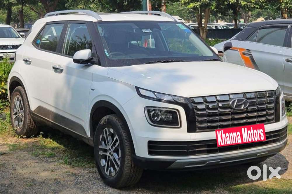 Hyundai Venue S Turbo Dct, 2024, Petrol
