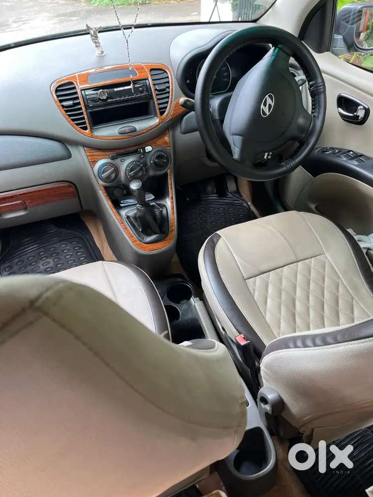 Hyundai I10 Magna 2011 Petrol With Cng, Manual