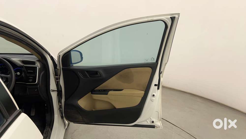 Honda City I-vtec Sv, 2016, Petrol