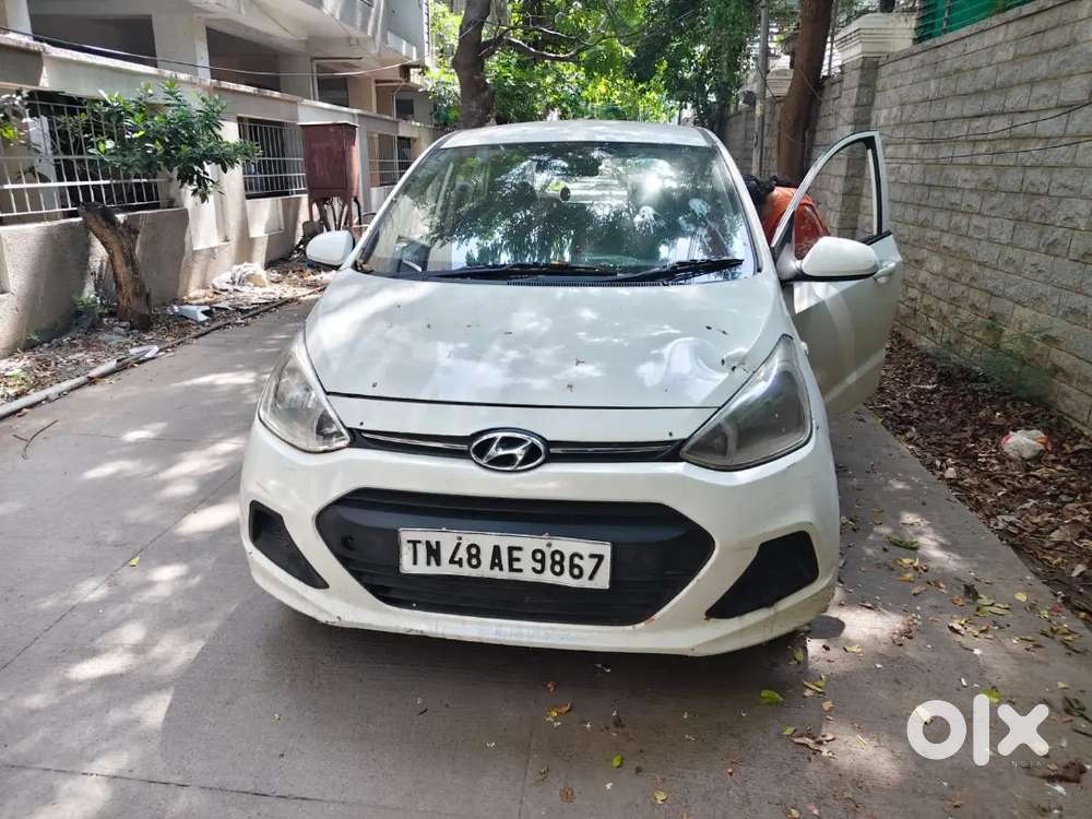 Hyundai I10 2016 Petrol 42500 Km Driven