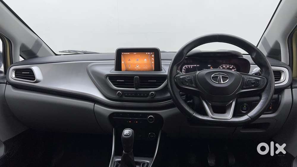 Tata Altroz Xz, 2020, Petrol