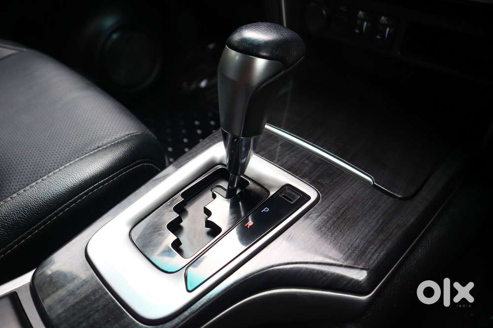 Toyota Fortuner 4x2 At 2.7 Petrol, 2022, Petrol