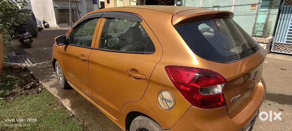 Ford Figo Titanium 2017