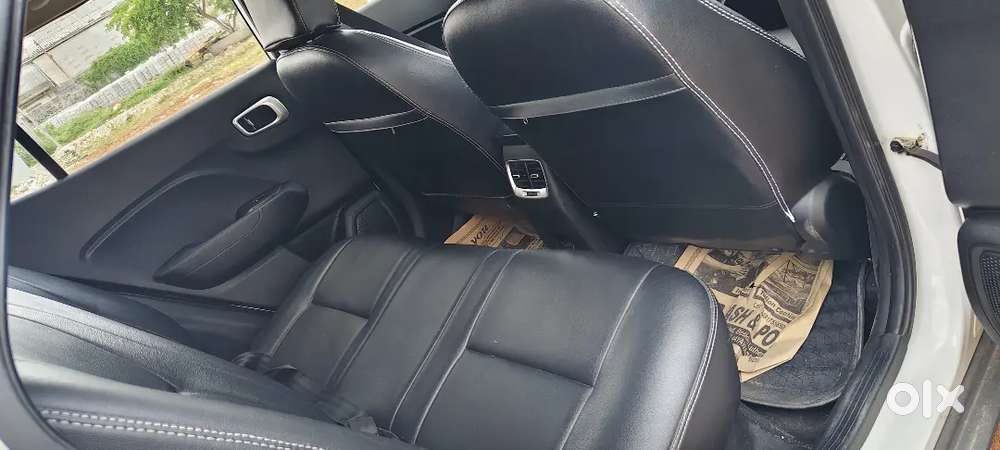 Hyundai Venue 2019 Diesel Well Maintained