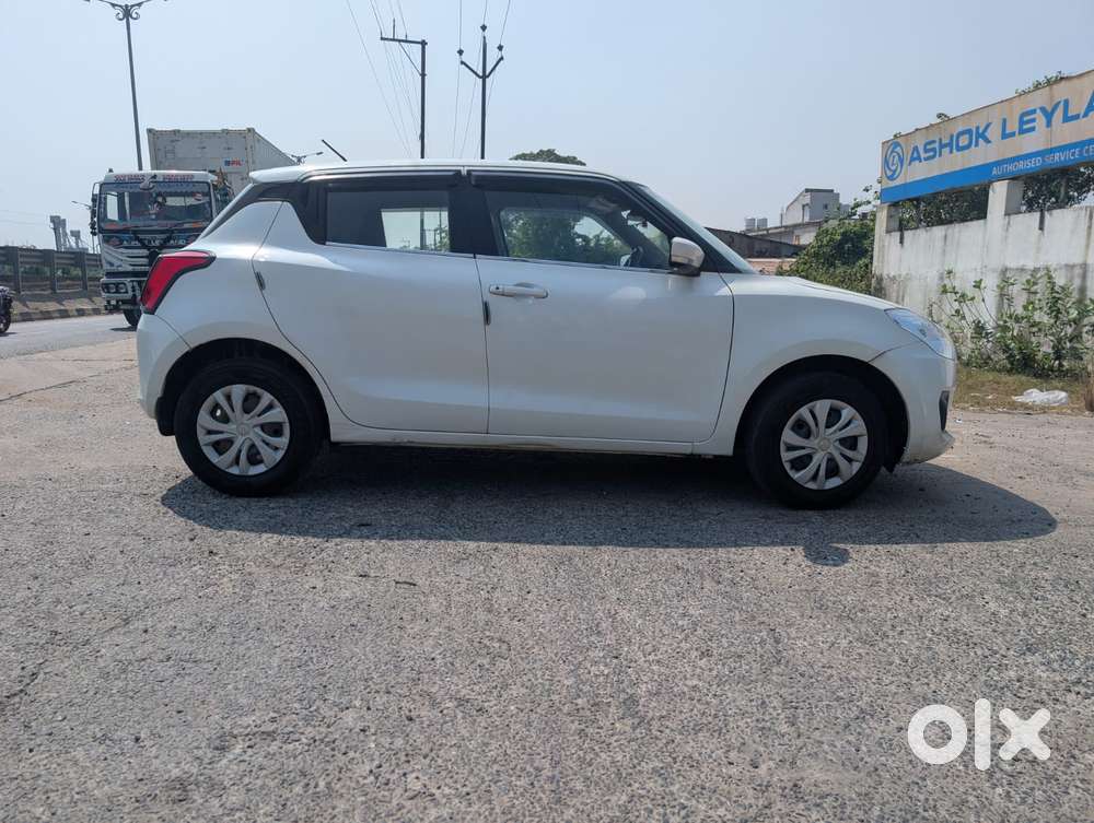 Maruti Suzuki Swift Vxi, 2020, Petrol
