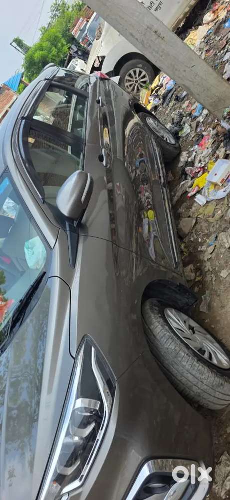 Maruti Suzuki Ertiga Vxi 2024