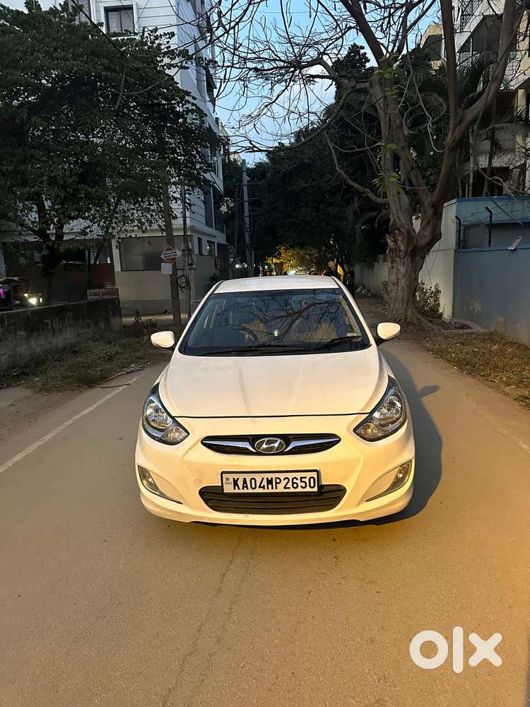 Hyundai Verna Vtvt 1.6 Sx, 2014, Petrol