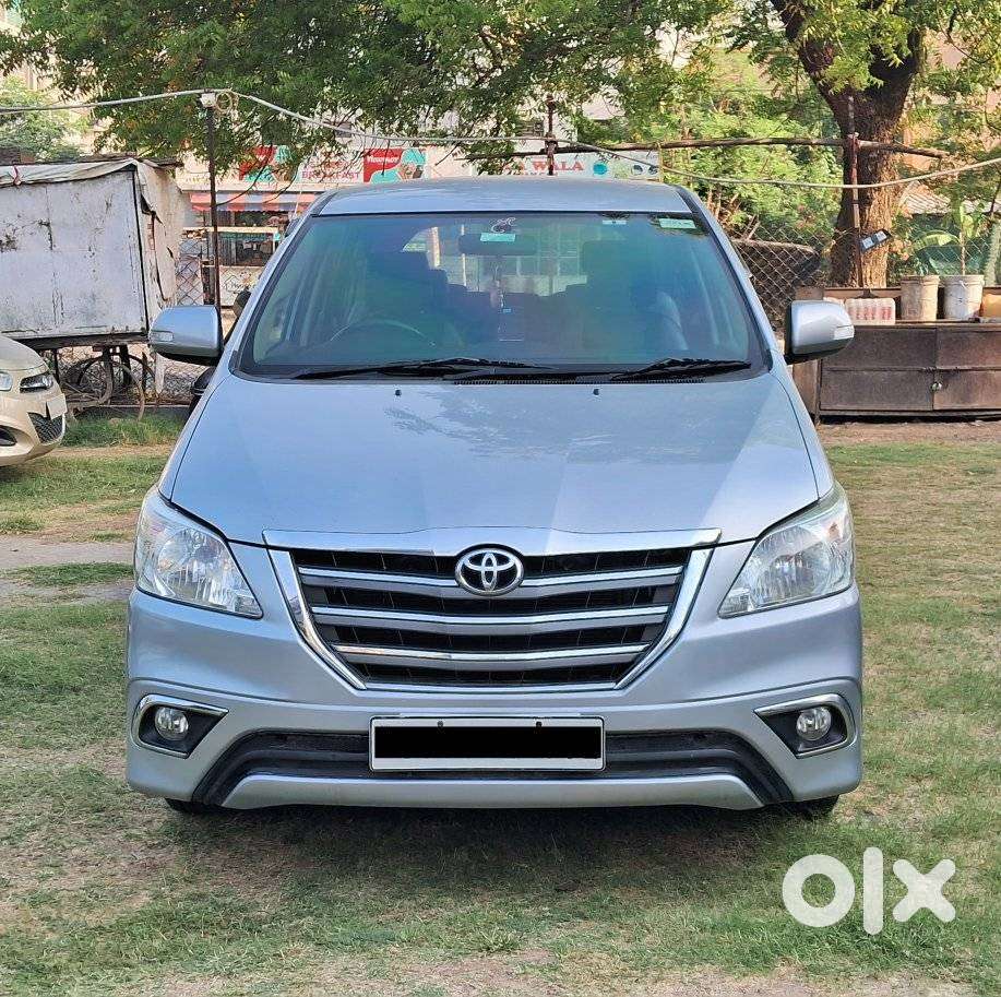 Toyota Innova 2.5 V 8 Str, 2015, Diesel
