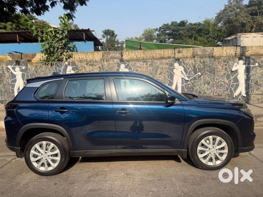 Maruti Suzuki Grand Vitara 1.5 Delta Smart Hybrid At, 2023, Petrol