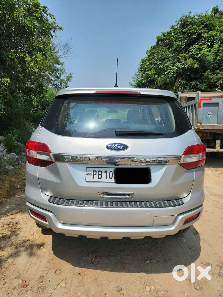 Ford Endeavour 2.2 Trend At 4x2, 2016, Diesel