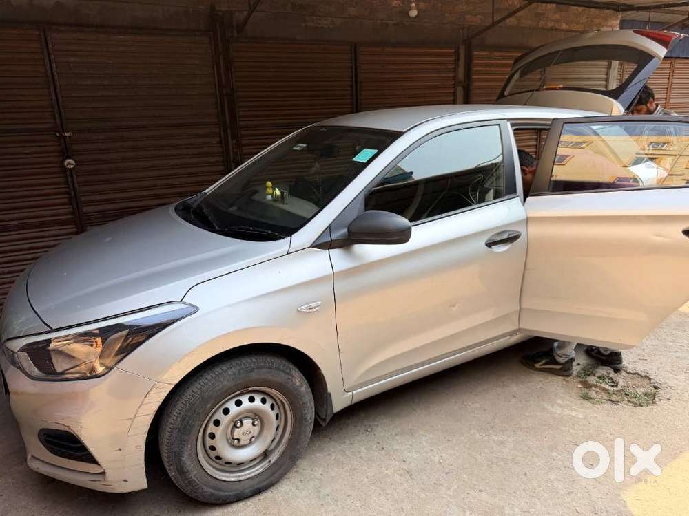 Sleek Silver Elite I20 Very Less Driven