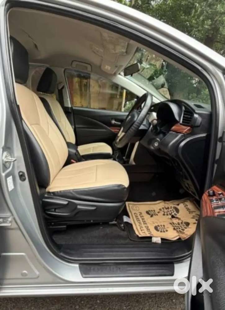 Toyota Innova Crysta 2018 Plus Mt