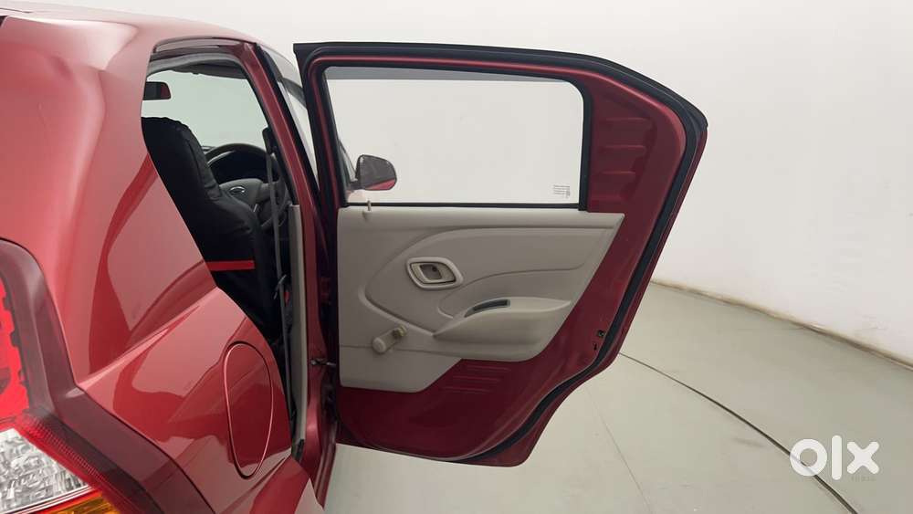 Datsun Redigo T Option, 2017, Petrol