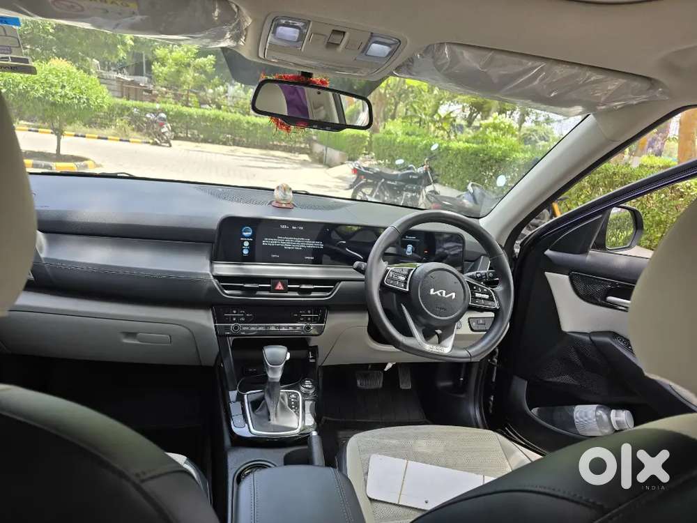 Kia Seltos 2024 Petrol Well Maintained