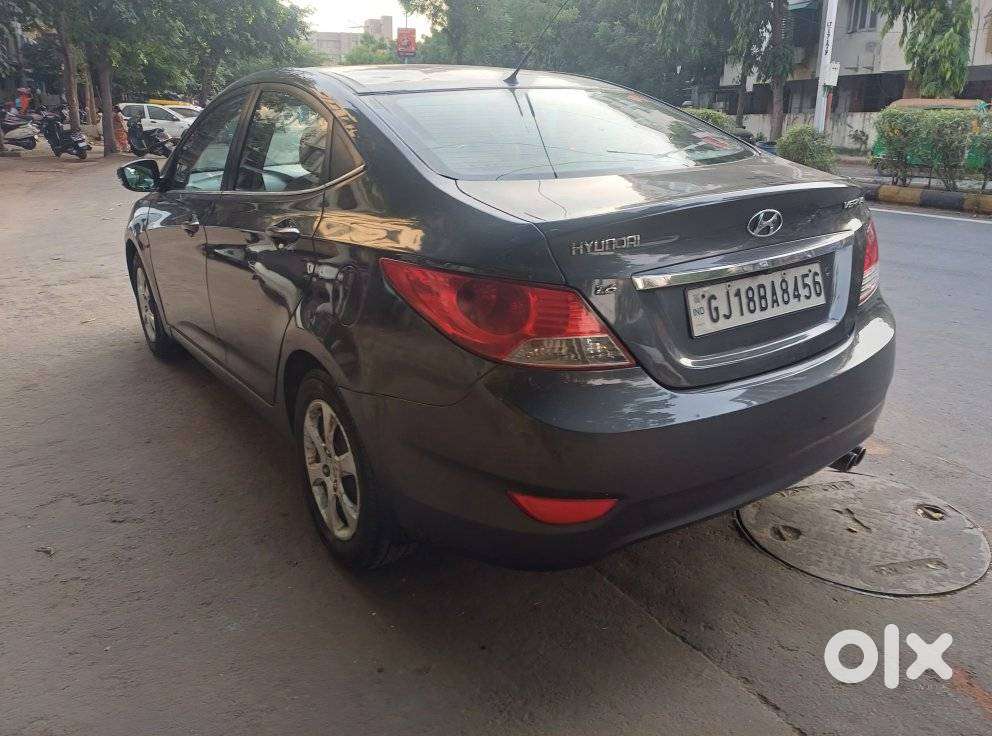 Hyundai Verna 1.6 Ex Vtvt, 2012, Petrol
