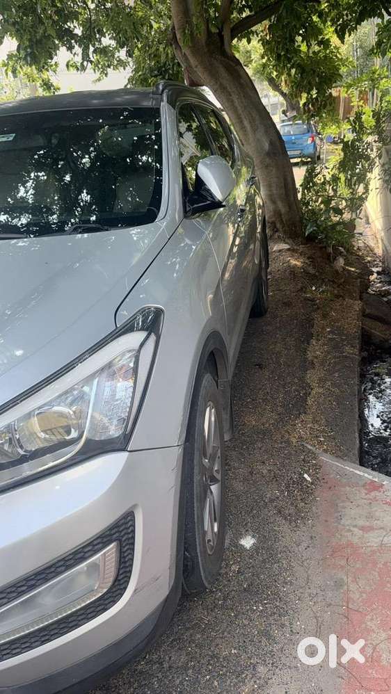 Hyundai Santa Fe 2014 Diesel Well Maintained